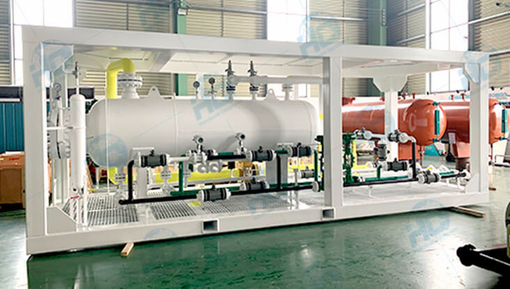 Oil-Gas-Water Three-Phase Separators_副本.jpg
